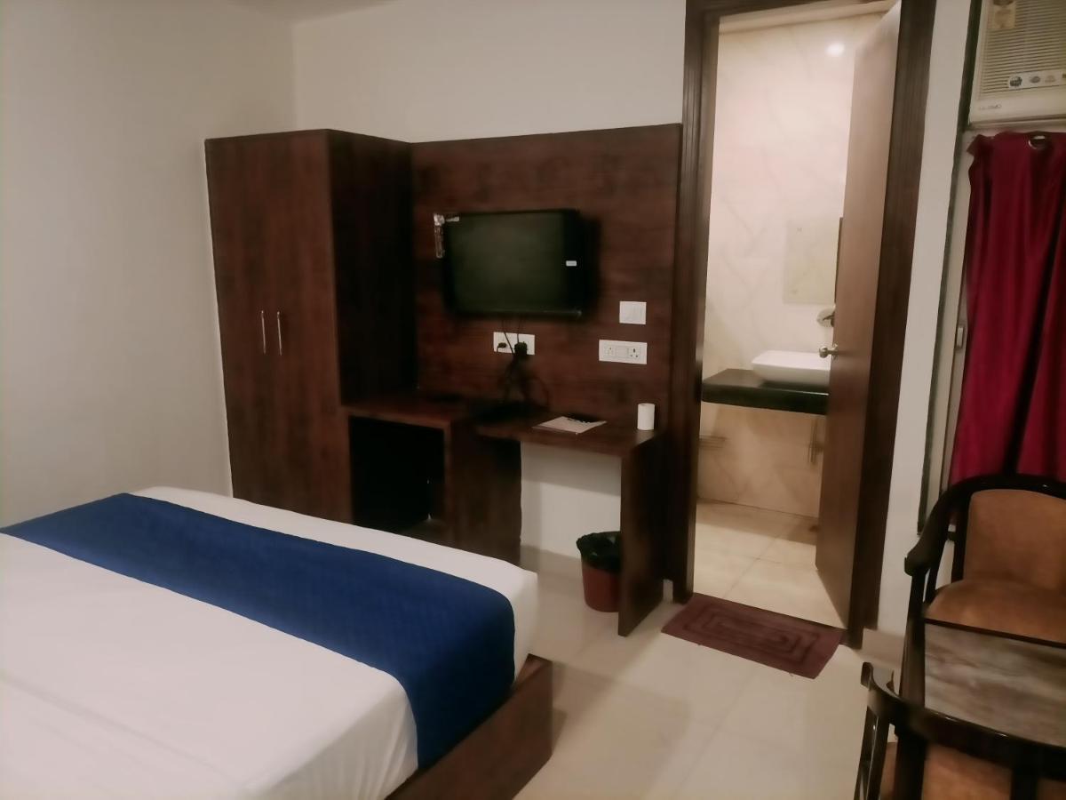 Hotel Le Mount Near Igi Airport Új-Delhi Kültér fotó