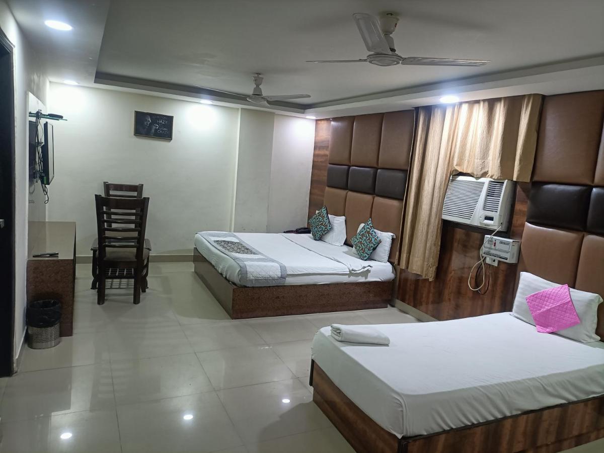 Hotel Le Mount Near Igi Airport Új-Delhi Kültér fotó