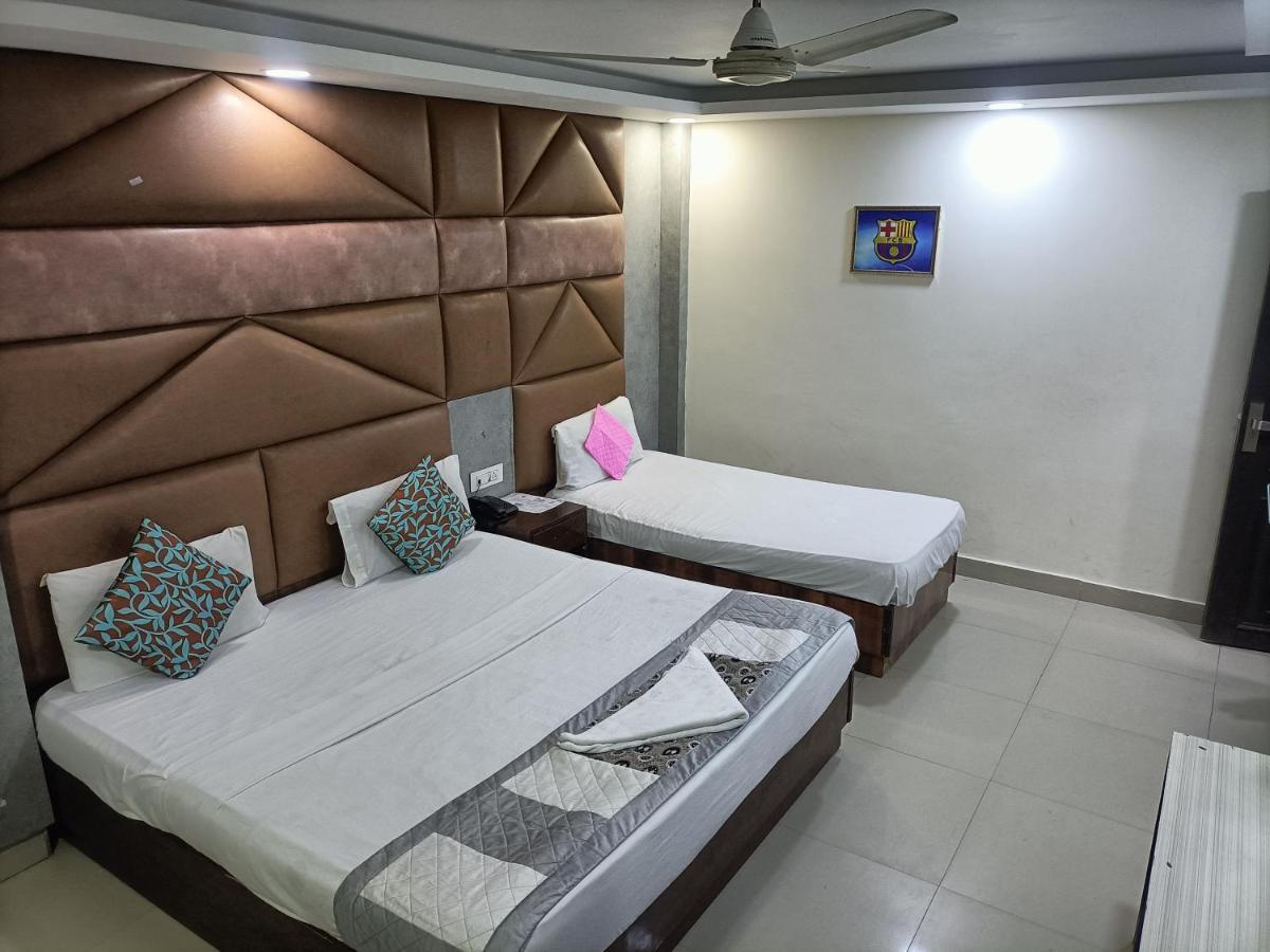 Hotel Le Mount Near Igi Airport Új-Delhi Kültér fotó