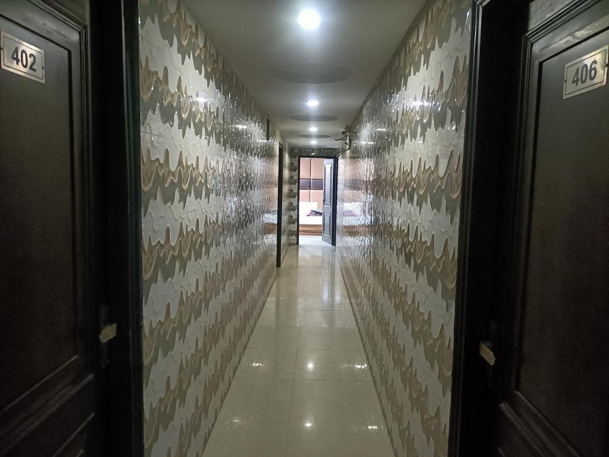 Hotel Le Mount Near Igi Airport Új-Delhi Kültér fotó