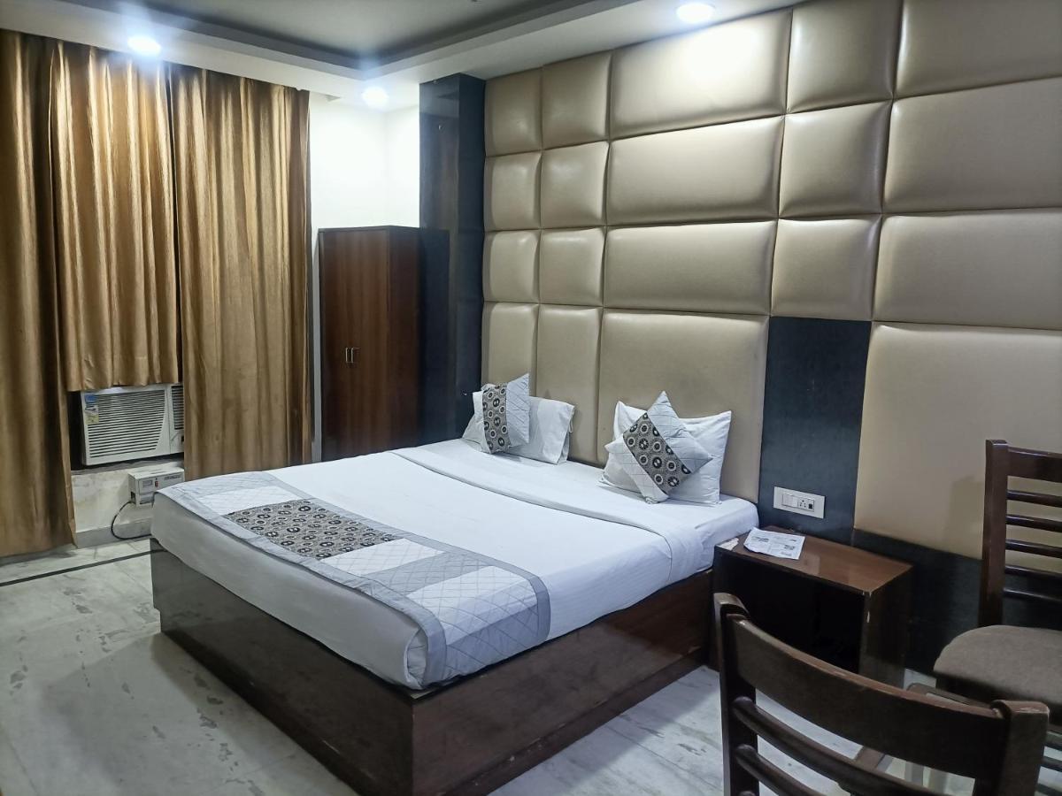 Hotel Le Mount Near Igi Airport Új-Delhi Kültér fotó