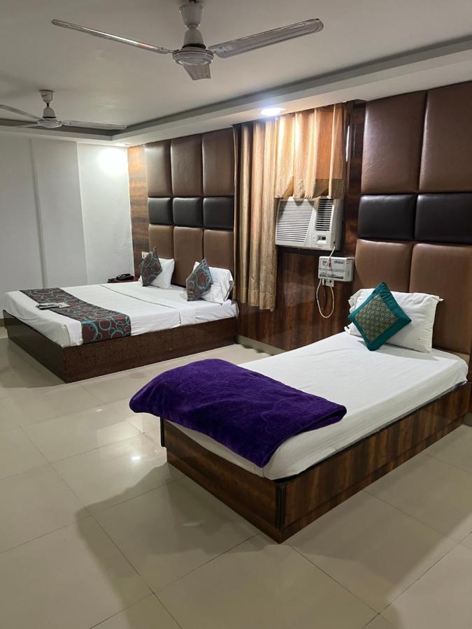Hotel Le Mount Near Igi Airport Új-Delhi Kültér fotó