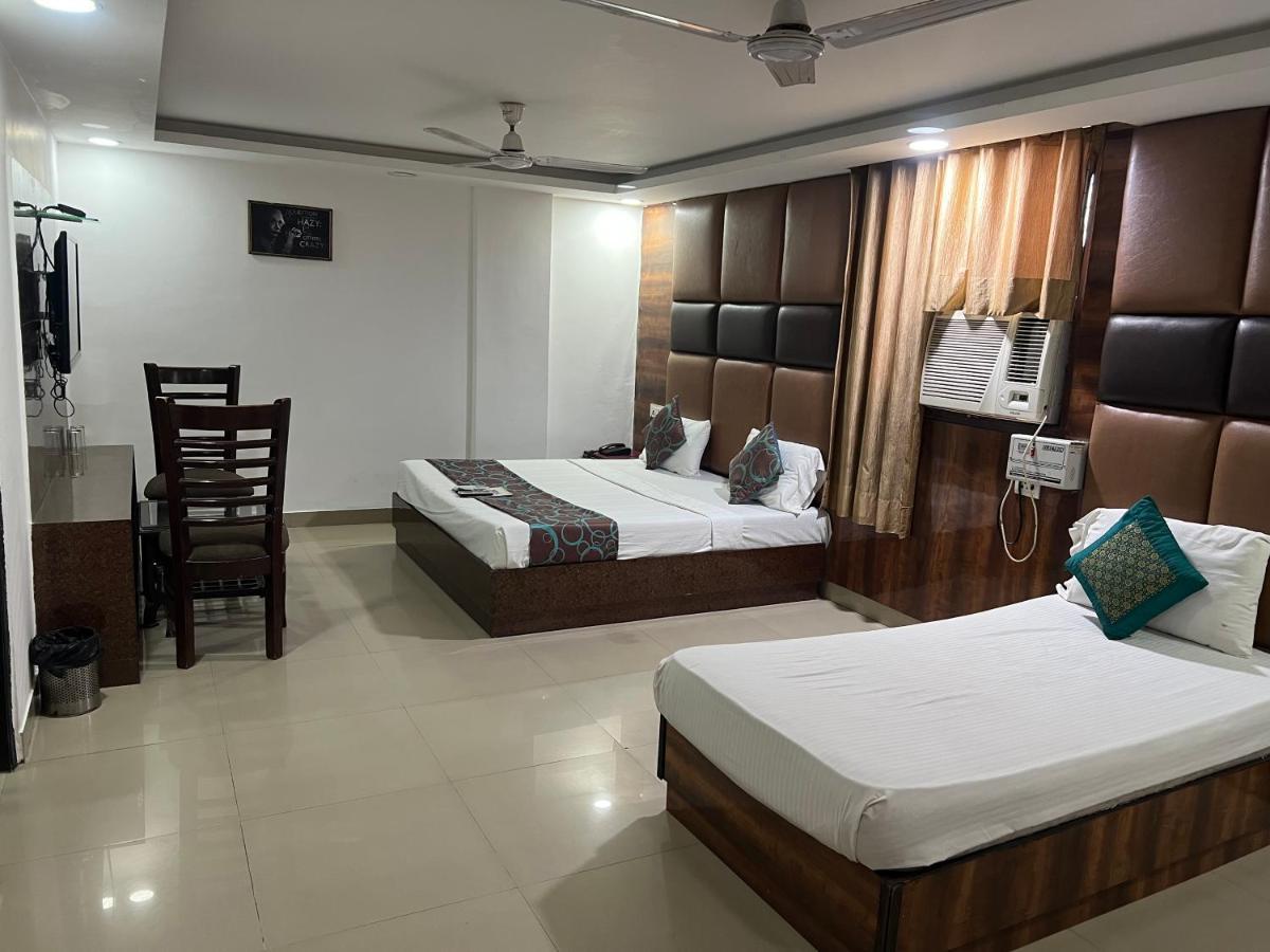 Hotel Le Mount Near Igi Airport Új-Delhi Kültér fotó